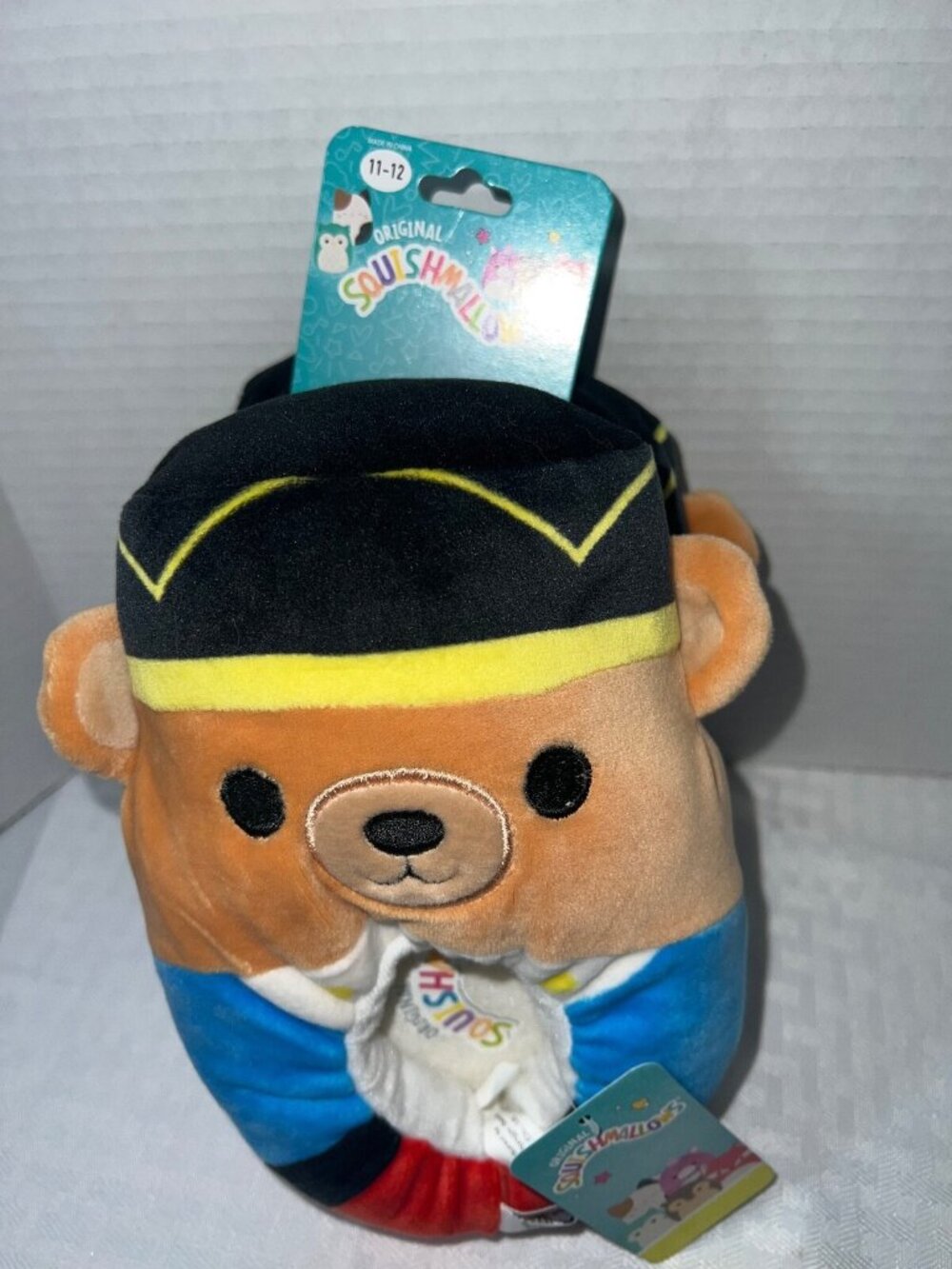 Squishmallow Nutcracker Bear Holiday Indoor Slippers Kids Size 11-12 NEW slip on